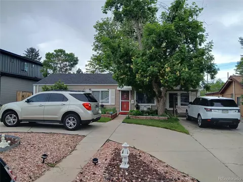 3011 S Dexter Way, Denver, CO 80222