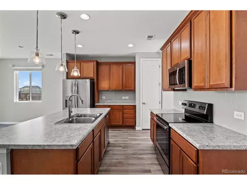 27854 E 9th Ln, Aurora, CO 80018 photo 14