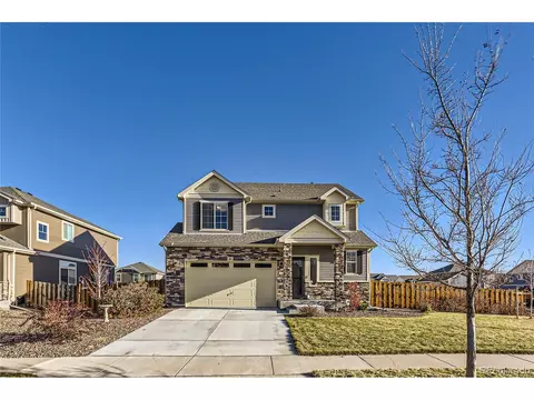 62 N Newcastle Ct, Aurora, CO 80018