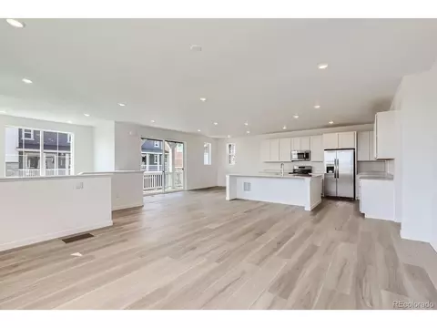 6716 E 149th Ave, Thornton, CO 80602 photo 4