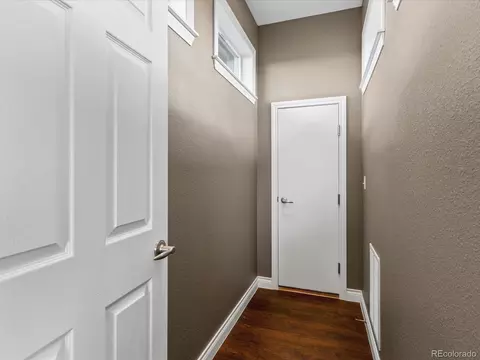 8805 E 28th Ave, Denver, CO 80238 photo 32