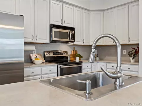 8805 E 28th Ave, Denver, CO 80238 photo 17