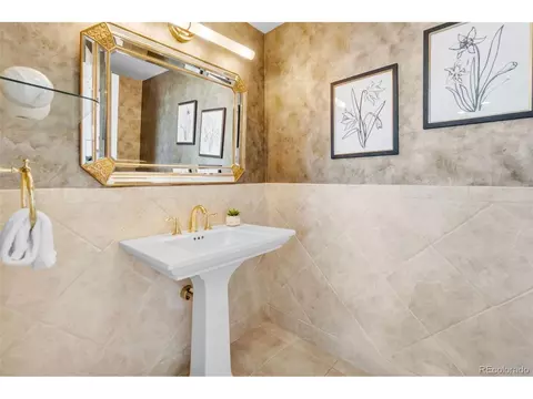 Bath - 400 E 3rd Ave #1004, Denver, CO 80203 photo 6 of 7