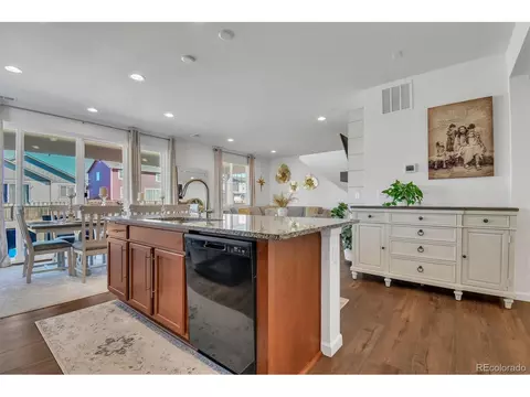 Kitchen - 6198 Bauer Ct, Frederick, CO 80504 photo 2 of 2