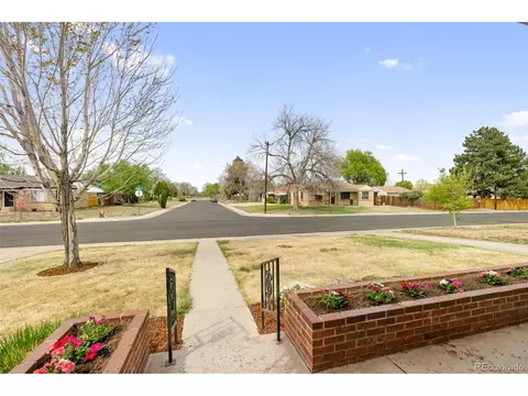 Exterior - 7600 E 22nd Ave, Denver, CO 80207 photo 4 of 9