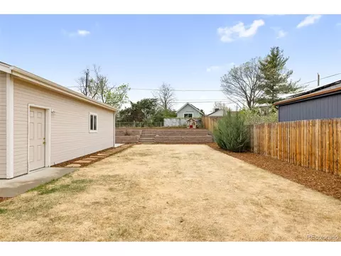 Exterior - 7600 E 22nd Ave, Denver, CO 80207 photo 6 of 9
