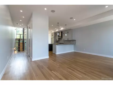 777 28th St, Denver, CO 80205 photo 9