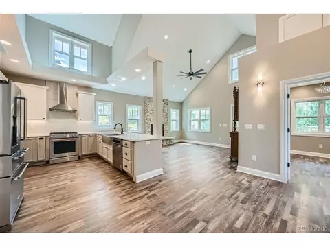 914 Main St, Georgetown, CO 80444 photo 3