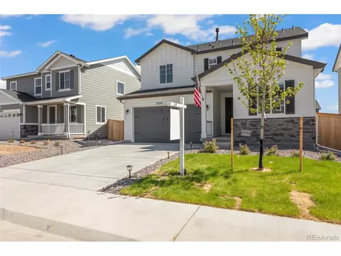 27524 E 10th Dr, Aurora, CO 80018 photo 2