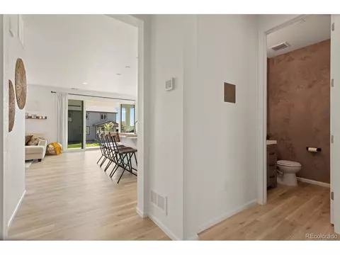 27524 E 10th Dr, Aurora, CO 80018 photo 3