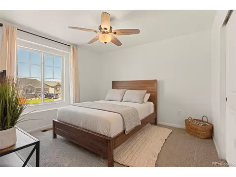 27524 E 10th Dr, Aurora, CO 80018 photo 14
