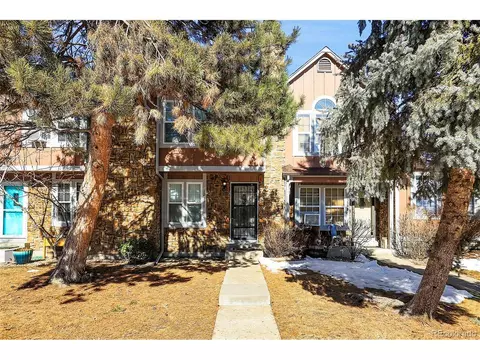 1237 S Flower Cir #C, Lakewood, CO 80232