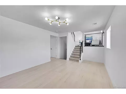 4574 Eureka Ct, Denver, CO 80239 photo 18