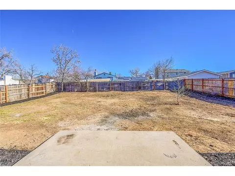 4574 Eureka Ct, Denver, CO 80239 photo 25