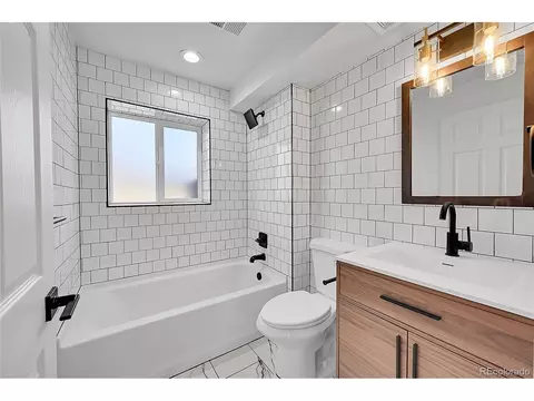 4574 Eureka Ct, Denver, CO 80239 photo 19