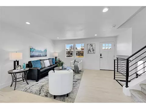 4574 Eureka Ct, Denver, CO 80239 photo 6