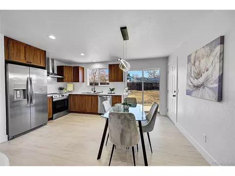 4574 Eureka Ct, Denver, CO 80239 photo 7