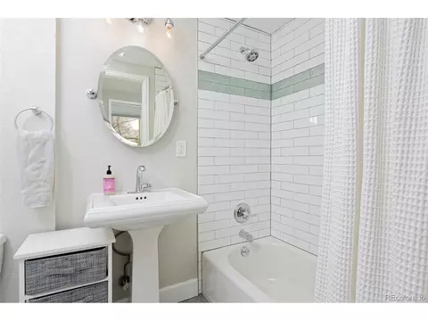 424 Fox St, Denver, CO 80204 photo 10