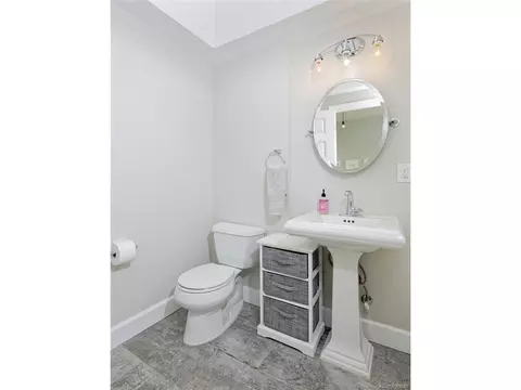 424 Fox St, Denver, CO 80204 photo 29