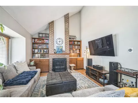4692 Duluth Ct, Denver, CO 80239 photo 12
