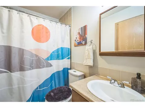 4692 Duluth Ct, Denver, CO 80239 photo 18