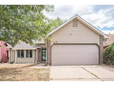 4692 Duluth Ct, Denver, CO 80239 photo 2