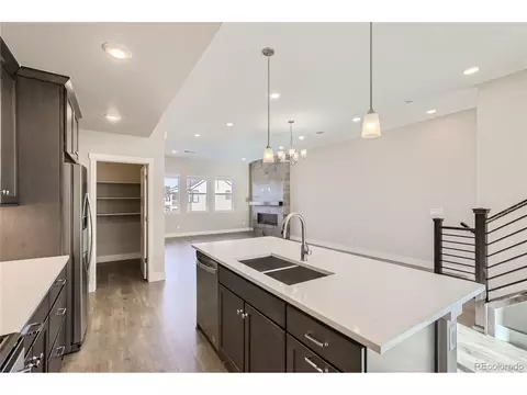 10109 E 62nd Ave, Denver, CO 80238 photo 7