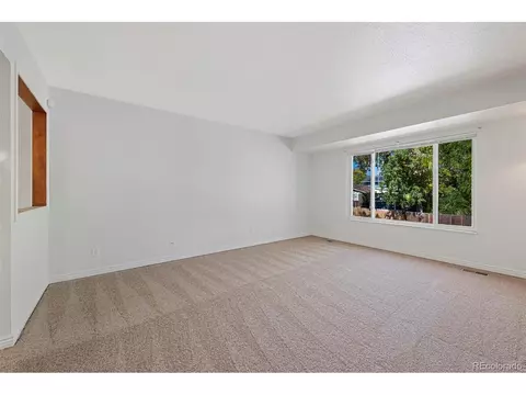 17398 Eldorado Cir, Aurora, CO 80013 photo 5