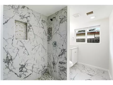 Bath - 11190 E Wesley Ave, Aurora, CO 80014 photo 5 of 6