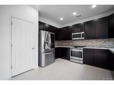 22303 E Kenyon Pl, Aurora, CO 80018 photo 18