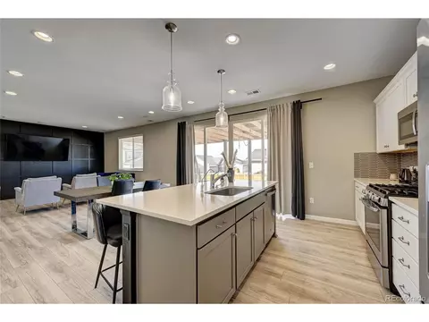 27837 E 9th Ln, Aurora, CO 80018 photo 17