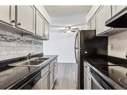 309 E Highline Cir #103, Centennial, CO 80122 photo 5