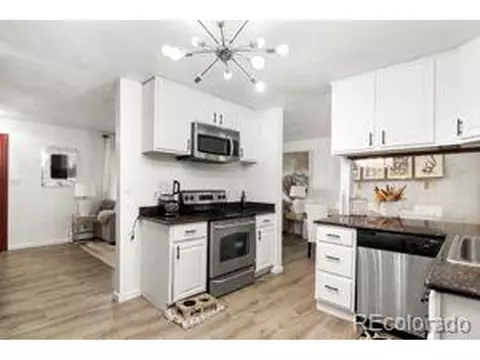 14884 E 25 Th Ave, Aurora, CO 80011 photo 5