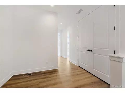 3449 W Elmhurst Pl, Littleton, CO 80120