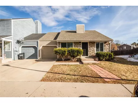 19640 E Loyola Cir, Aurora, CO 80013