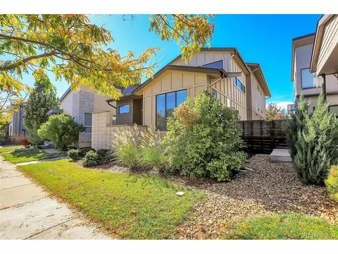 6711 Avrum Dr, Denver, CO 80221