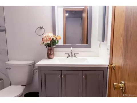 1332 S Cathay Ct #103, Aurora, CO 80017