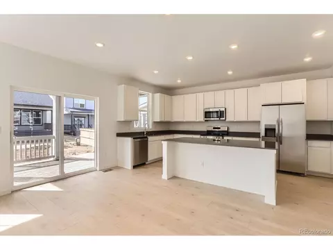 24716 Evans Dr, Aurora, CO 80018 photo 10
