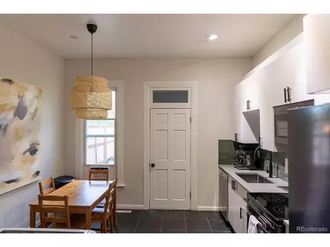 2614 Curtis St, Denver, CO 80205 photo 14