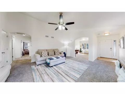 19641 E 63rd Dr, Aurora, CO 80019 photo 7