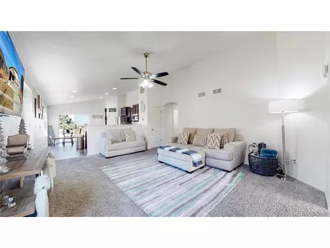 19641 E 63rd Dr, Aurora, CO 80019 photo 6