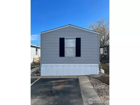 221 W 57th St #B45, Loveland, CO 80538