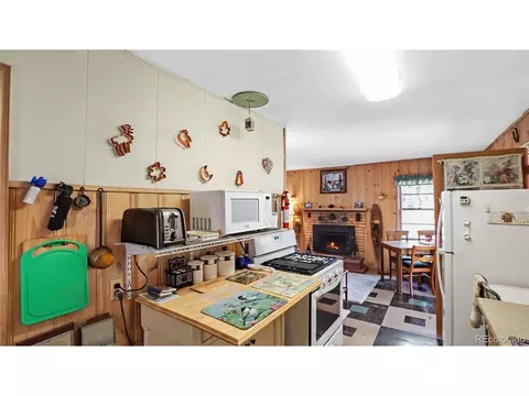 Kitchen - 28488 Park Ave, Pine, CO 80470 photo 2 of 2