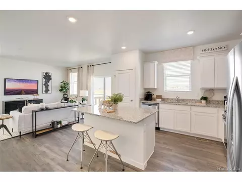 27514 E 1st Pl, Aurora, CO 80018 photo 12