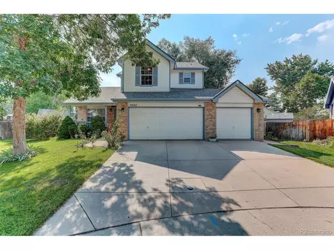 9242 W Lake Dr, Littleton, CO 80123