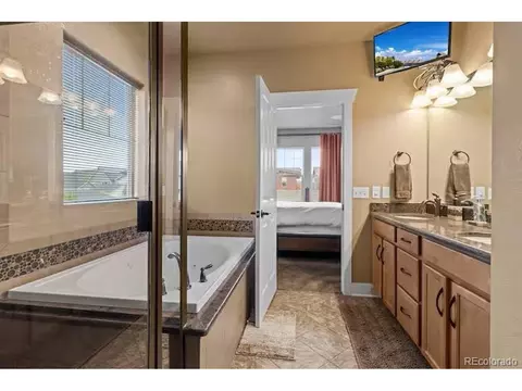 Bath - 5440 Uinta St, Denver, CO 80238 photo 3 of 5