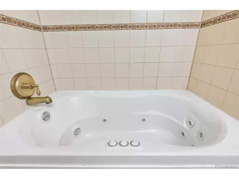 11642 E 2nd Ave, Aurora, CO 80010 photo 28