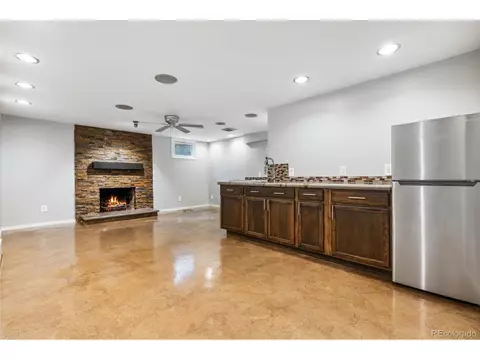 11642 E 2nd Ave, Aurora, CO 80010 photo 15