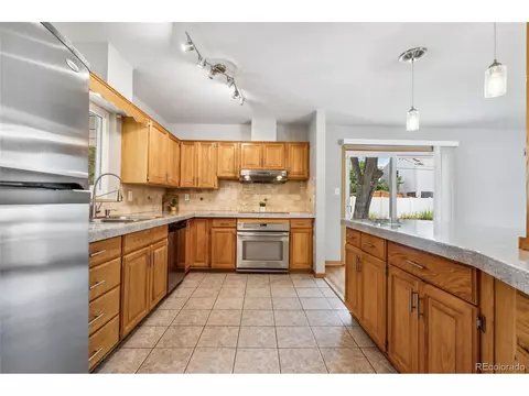 11642 E 2nd Ave, Aurora, CO 80010 photo 43