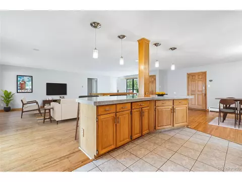 11642 E 2nd Ave, Aurora, CO 80010 photo 4